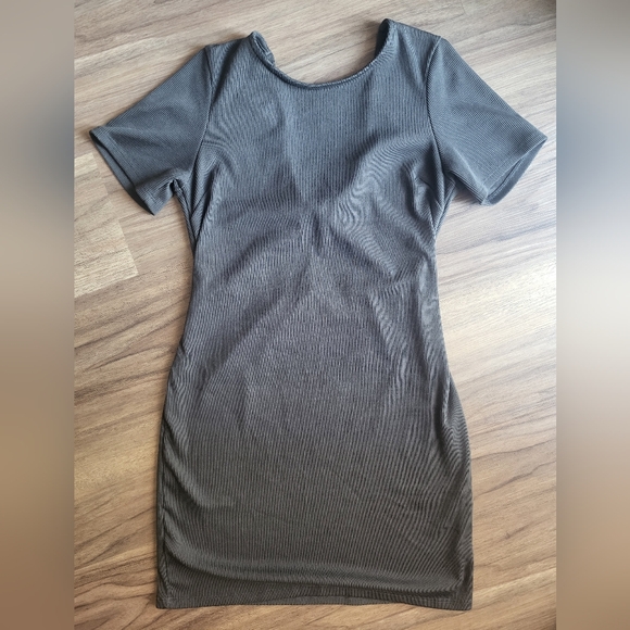 (M) Ribbed body con dress - Picture 6 of 6